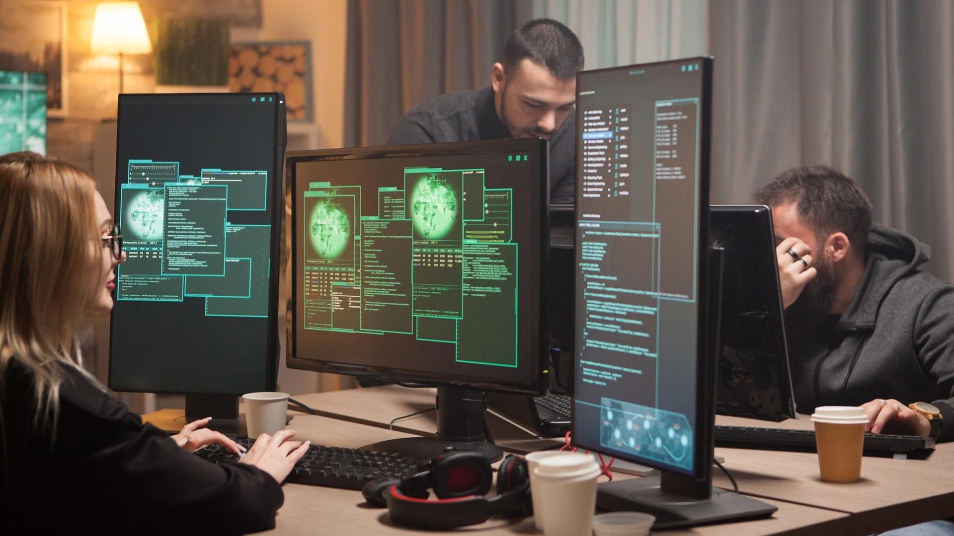 Cybersecurity Careers: Protecting Data and Forging a Lucrative Path